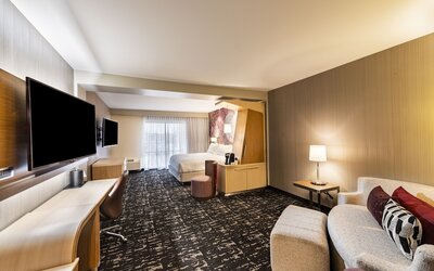 Courtyard by Marriott Winston - Salem Downtown