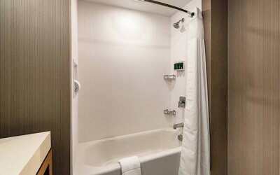 Courtyard by Marriott Winston - Salem Downtown
