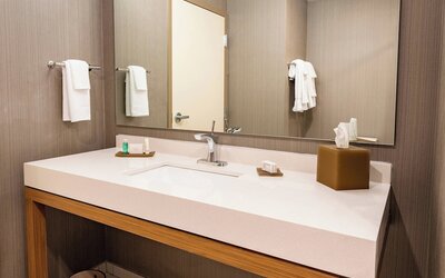 Courtyard by Marriott Winston - Salem Downtown