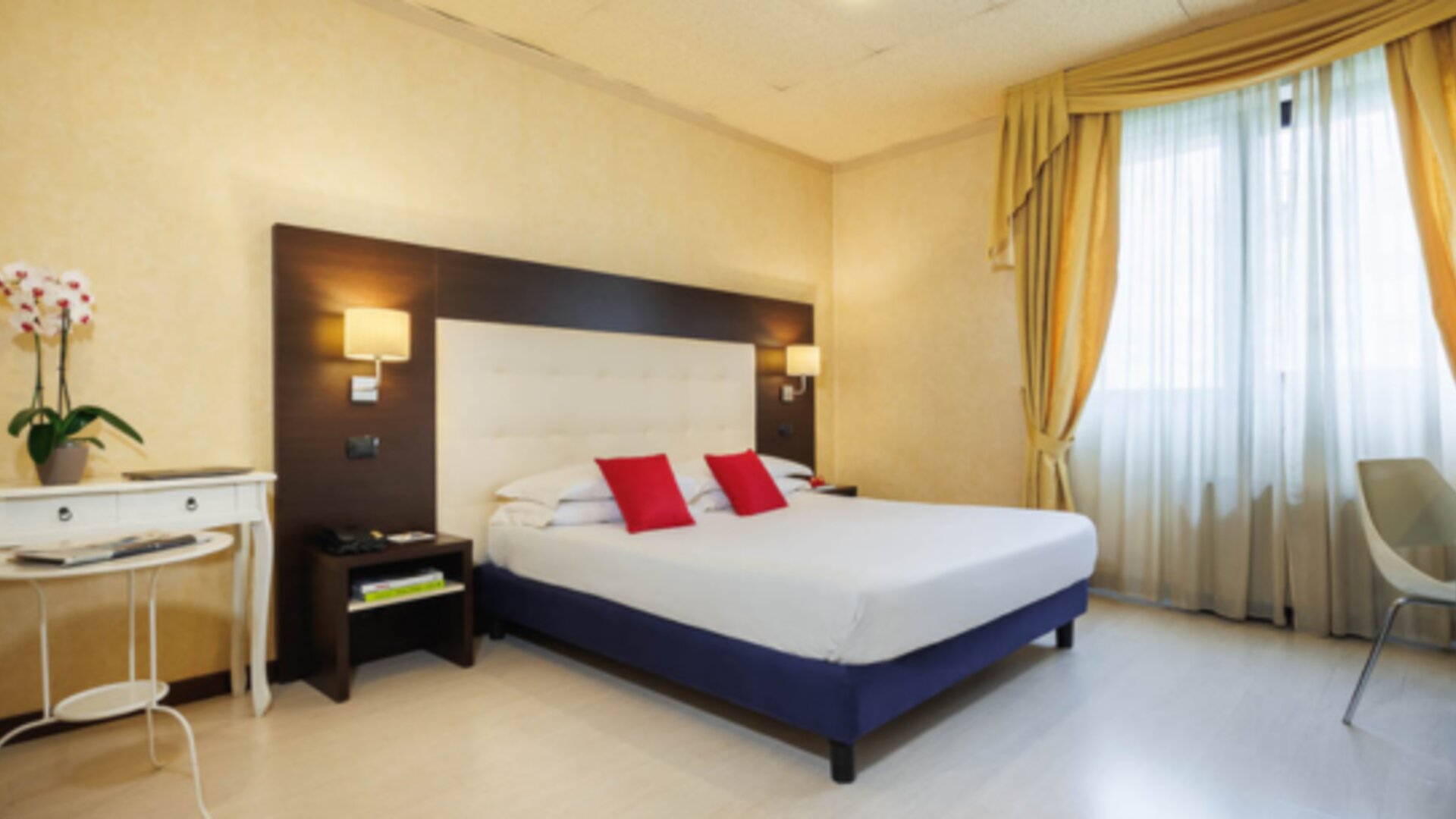 Jr Hotels Amadeus Bologna