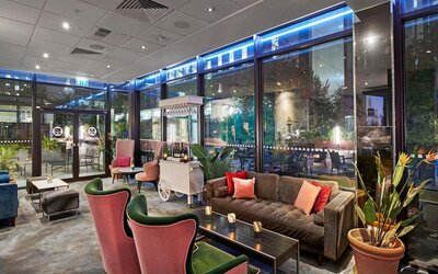Novotel London West