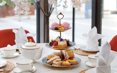 Novotel London West