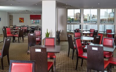 Holiday Inn Express Manchester - Salford Quays by IHG