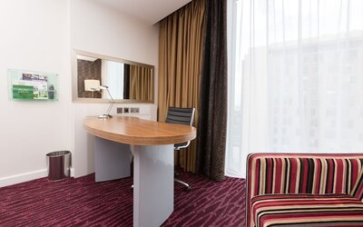 Holiday Inn Manchester-Media City UK by IHG