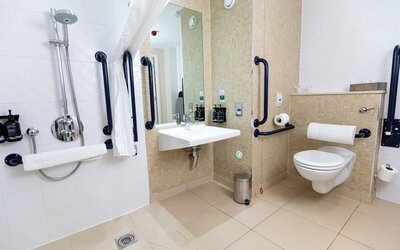 Holiday Inn Manchester-Media City UK by IHG