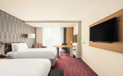 Holiday Inn Manchester-Media City UK by IHG