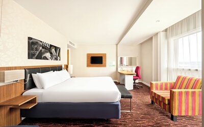 Holiday Inn Manchester-Media City UK by IHG