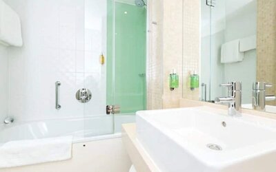 Holiday Inn Manchester-Media City UK by IHG