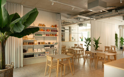 Cafe at Wilmina Hotel.