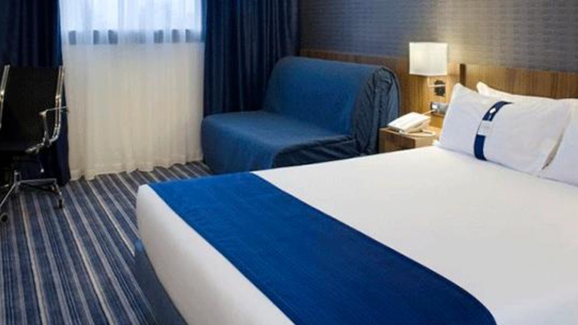 Holiday Inn Express Bilbao Airport