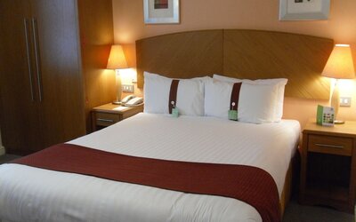 Holiday Inn Manchester West by IHG