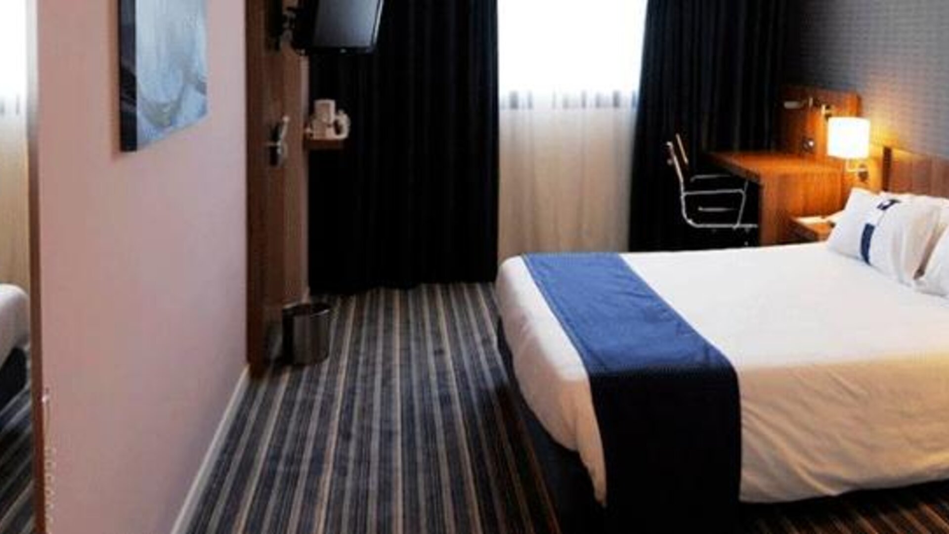 Holiday Inn Express Bilbao Airport