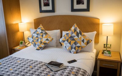 Holiday Inn Manchester West by IHG