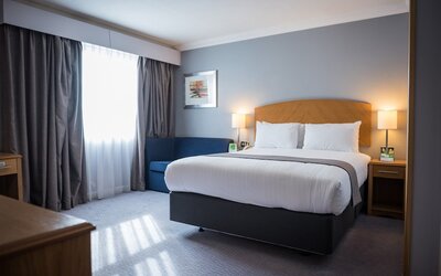 Holiday Inn Manchester West by IHG