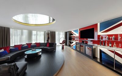 W London