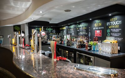 Holiday Inn Manchester West by IHG