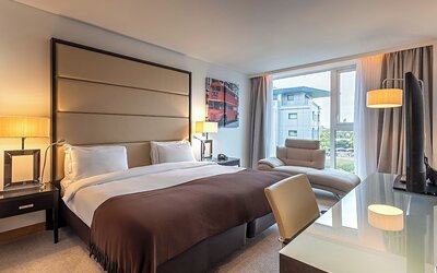 Pestana Chelsea Bridge Hotel & SPA