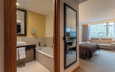 Pestana Chelsea Bridge Hotel & SPA
