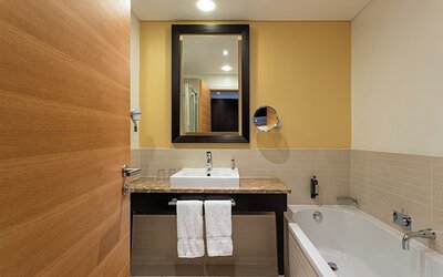 Pestana Chelsea Bridge Hotel & SPA
