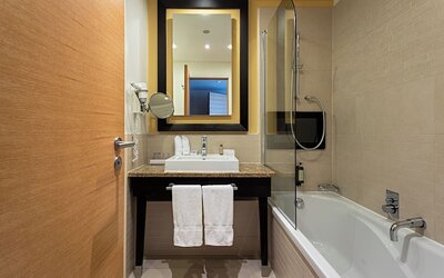 Pestana Chelsea Bridge Hotel & SPA