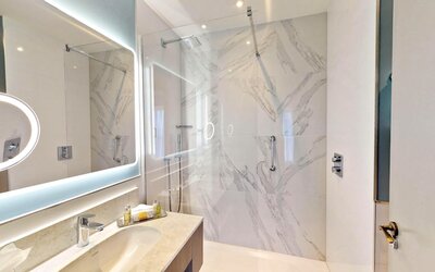 DoubleTree by Hilton London Angel Kings Cross