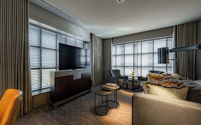 Dakota Manchester Airport