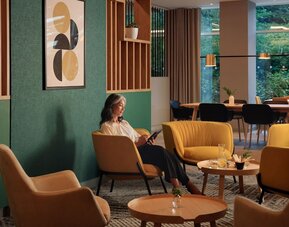 Holiday Inn Manchester Airport by IHG
