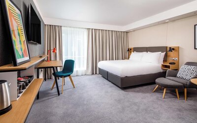 Holiday Inn Manchester Airport by IHG