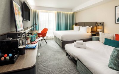 Holiday Inn Manchester Airport by IHG