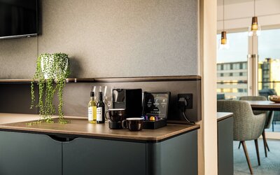 Holiday Inn Manchester Airport by IHG