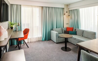 Holiday Inn Manchester Airport by IHG
