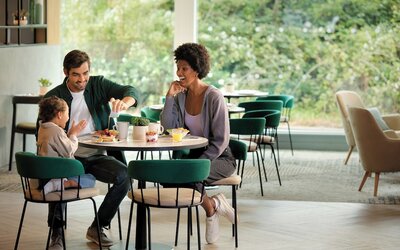 Holiday Inn Manchester Airport by IHG