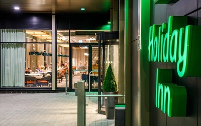 Holiday Inn Manchester Airport by IHG