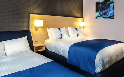 Holiday Inn Express Manchester Airport by IHG