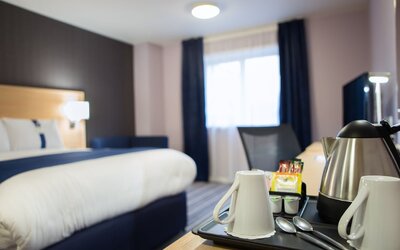 Holiday Inn Express Manchester Airport by IHG