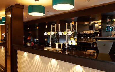 Holiday Inn Express Manchester Airport by IHG
