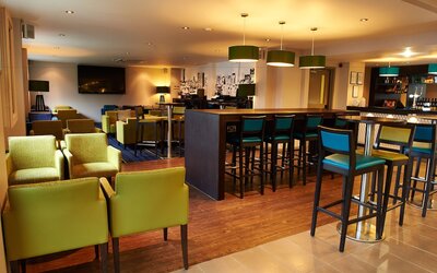 Holiday Inn Express Manchester Airport by IHG