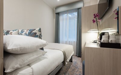 Blandford Hotel