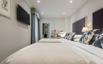 Blandford Hotel