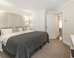 Mayfair House
