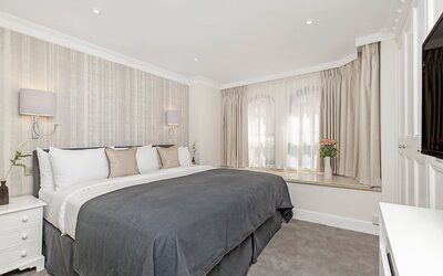 Mayfair House