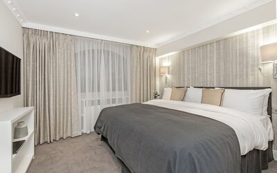 Mayfair House