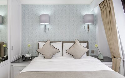 Mayfair House