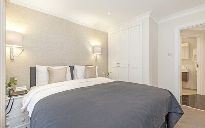 Mayfair House