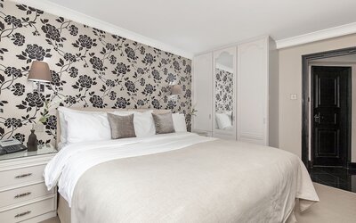Mayfair House