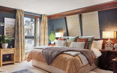 Mayfair House