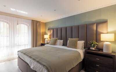 Mayfair House