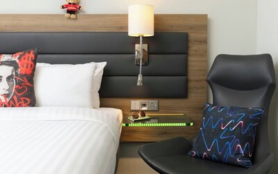 Moxy London Excel