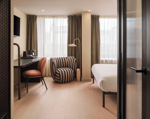 Central Park Hotel