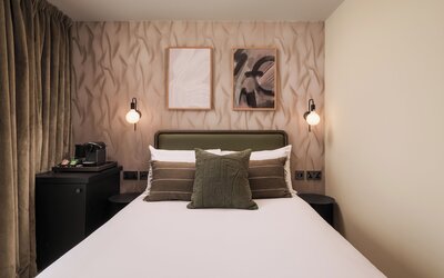 Central Park Hotel